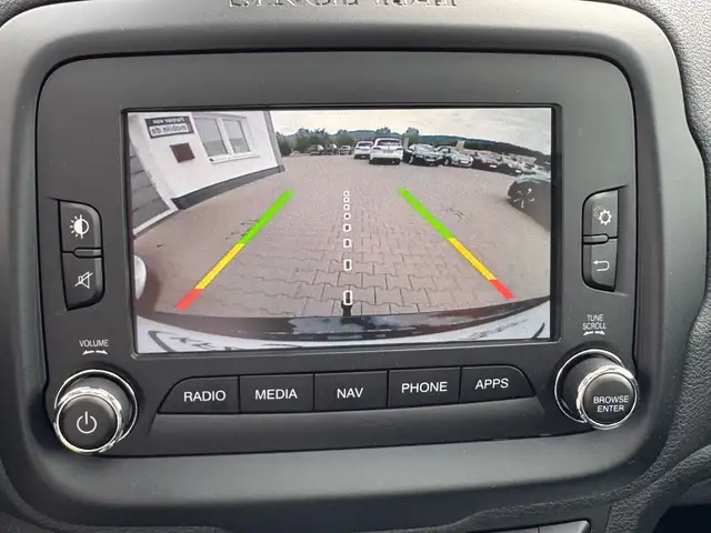 Jeep Renegade view 14