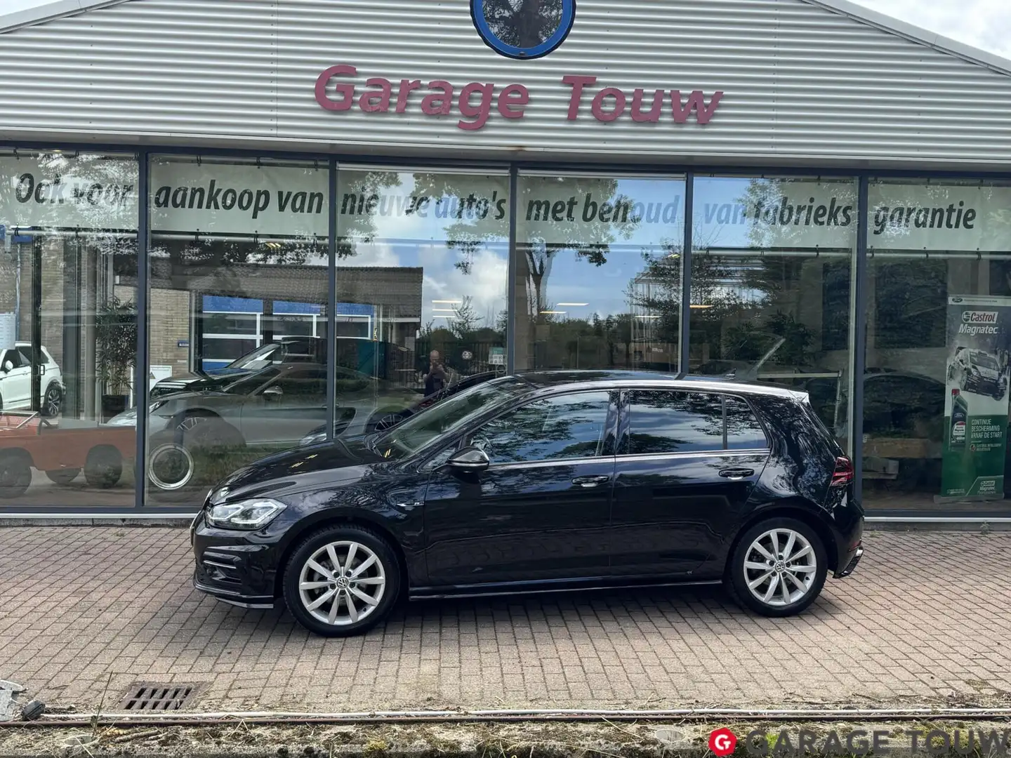Volkswagen Golf 1.5 TSI Highline Business R DSG 150PK Negro - 2