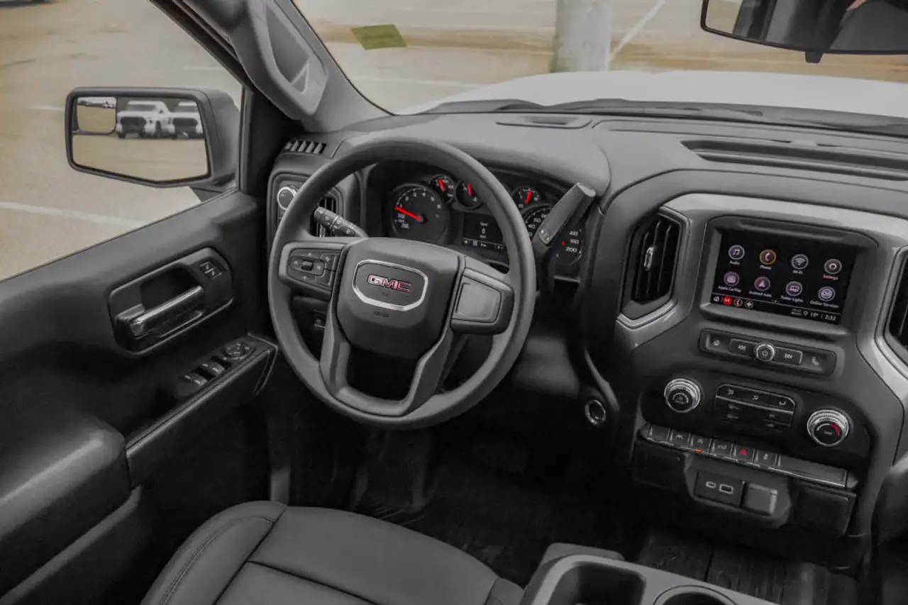 GMC Sierra 1500 снимка GMC Sierra 1500