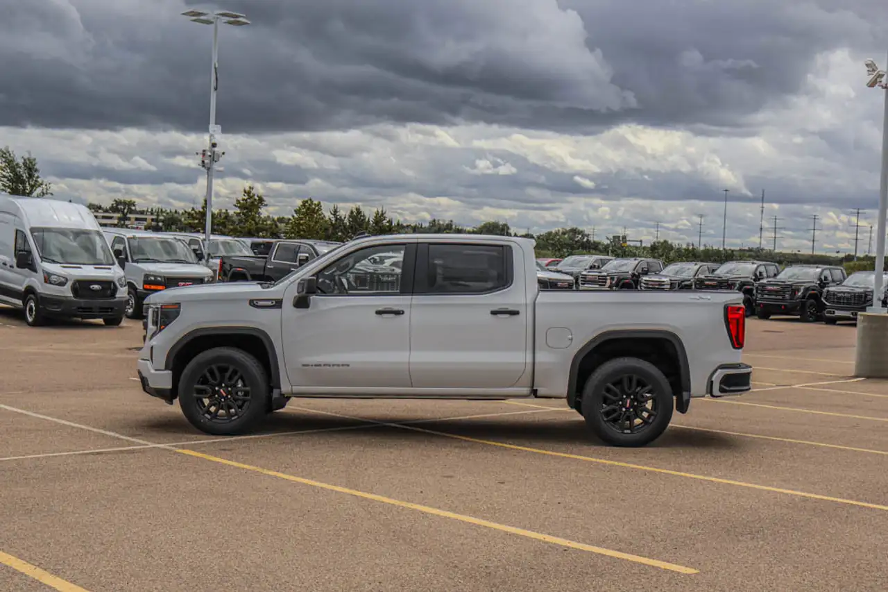 GMC Sierra 1500 снимка GMC Sierra 1500