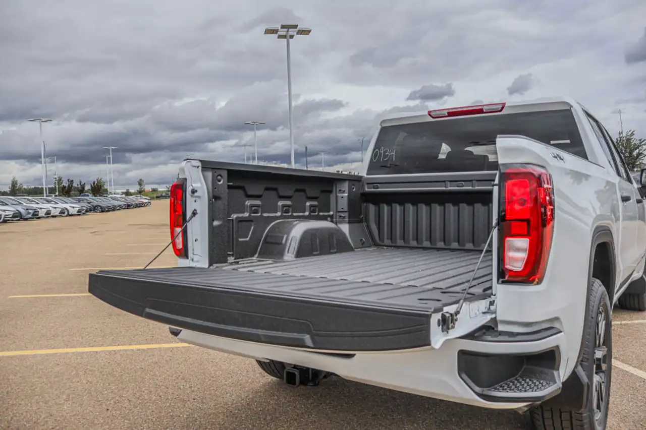 GMC Sierra 1500 снимка GMC Sierra 1500