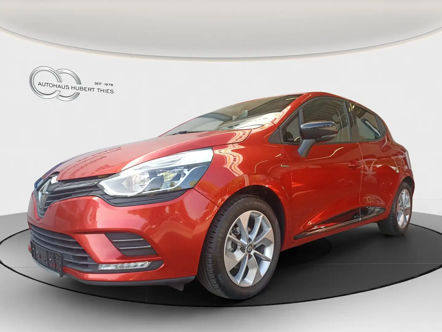 Renault Clio IV 1.2 16V  Limited Rot - 1