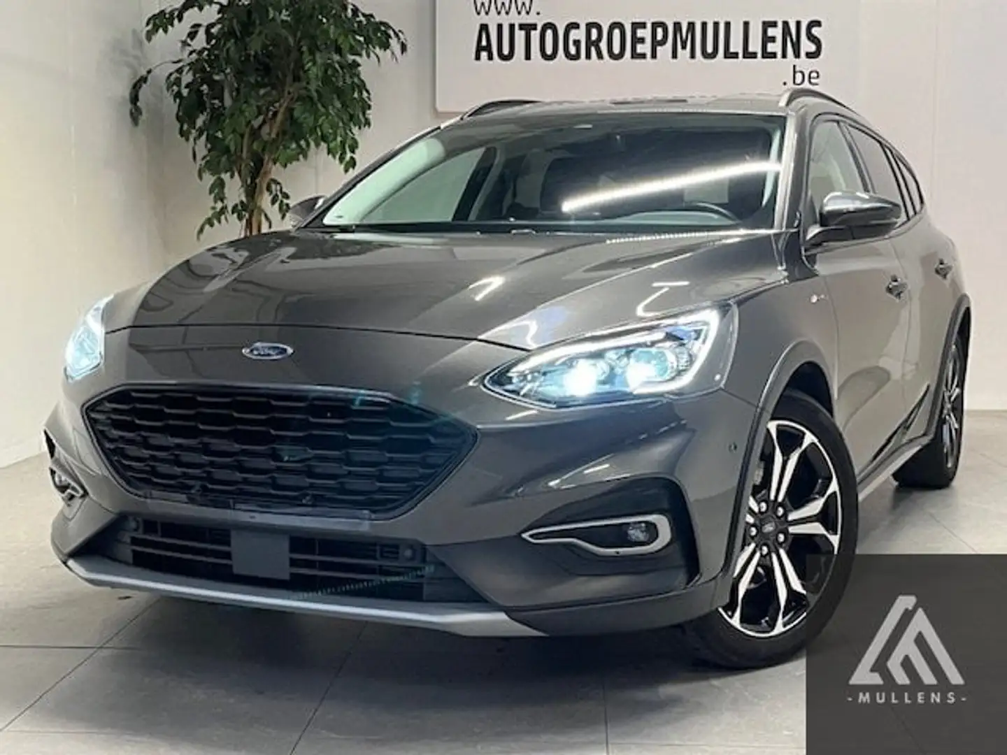 Ford Focus EcoBoost mHEV Active X Grau - 2