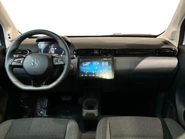 Leapmotor T03 view 13