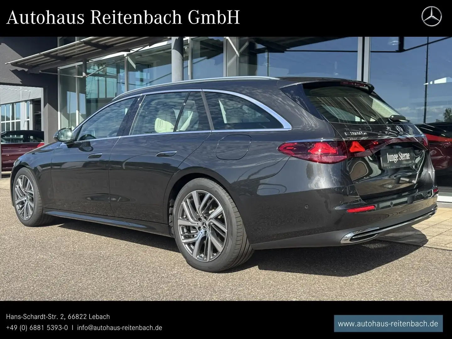 Mercedes-Benz E 300 E300 T e AVANTGARDE+PANO FAHRASSISTENZ+KEYLESS Grau - 2