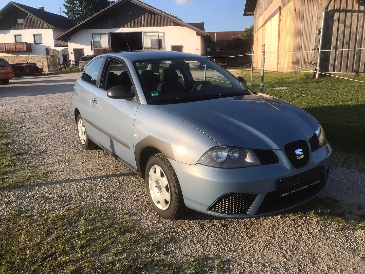 SEAT Ibiza Ibiza 1.2 12V Reference Blau - 1