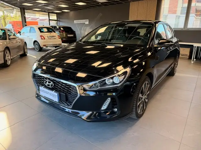 Hyundai i30 i30 5p 1.6 crdi Style 110cv **VETTURA GRANDINATA**