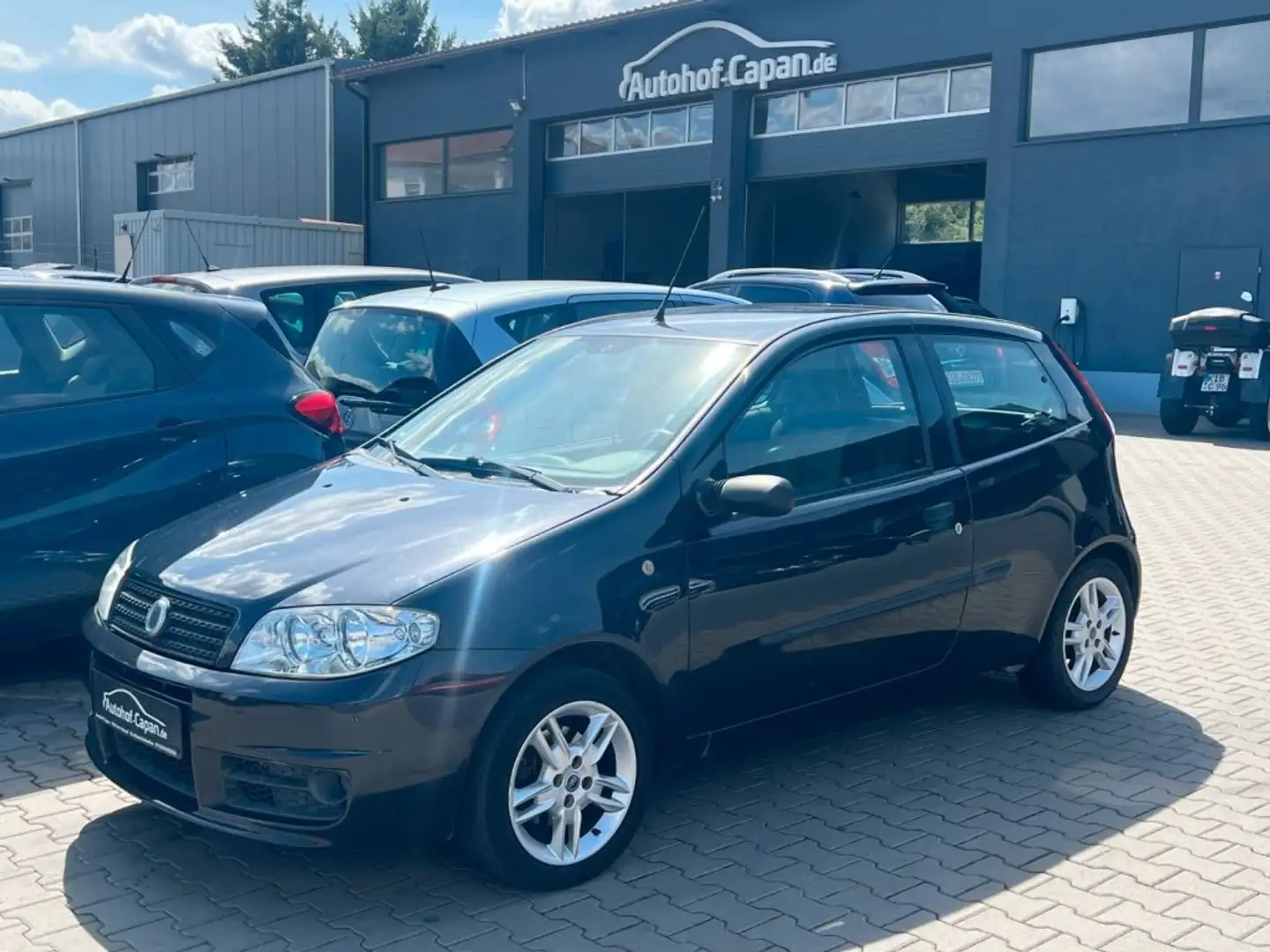 Fiat Punto Punto 1.2 Trofeo/Klima/ZV/TÜV 09.26/Scheckheft Nero - 1