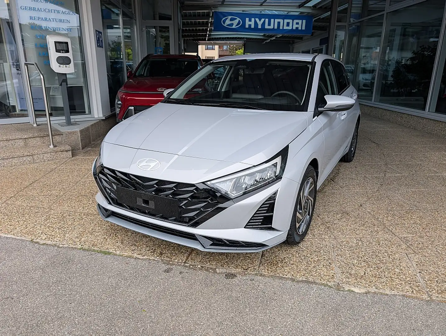 Hyundai i20 1,0 T-GDI GO PLUS Grijs - 2