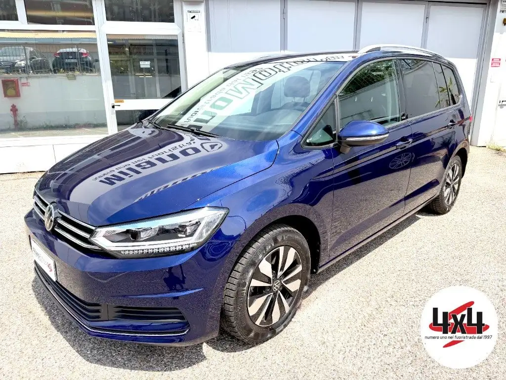 Volkswagen Touran 2024 из Европы — купить под ключ