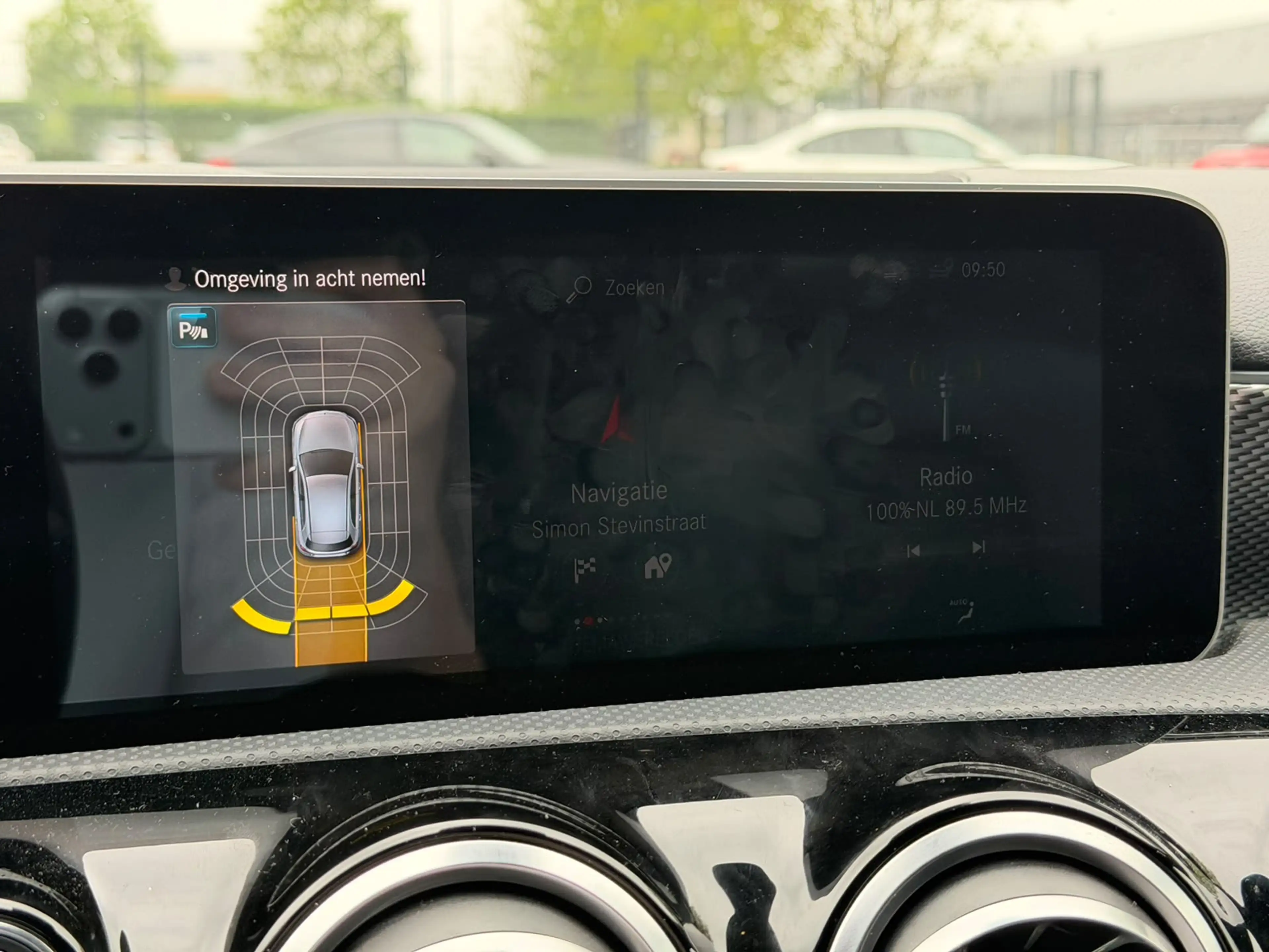 Mercedes-Benz A 180 Premium Plus | Stoelverwarming | Ambiance Verlicht — photo 10