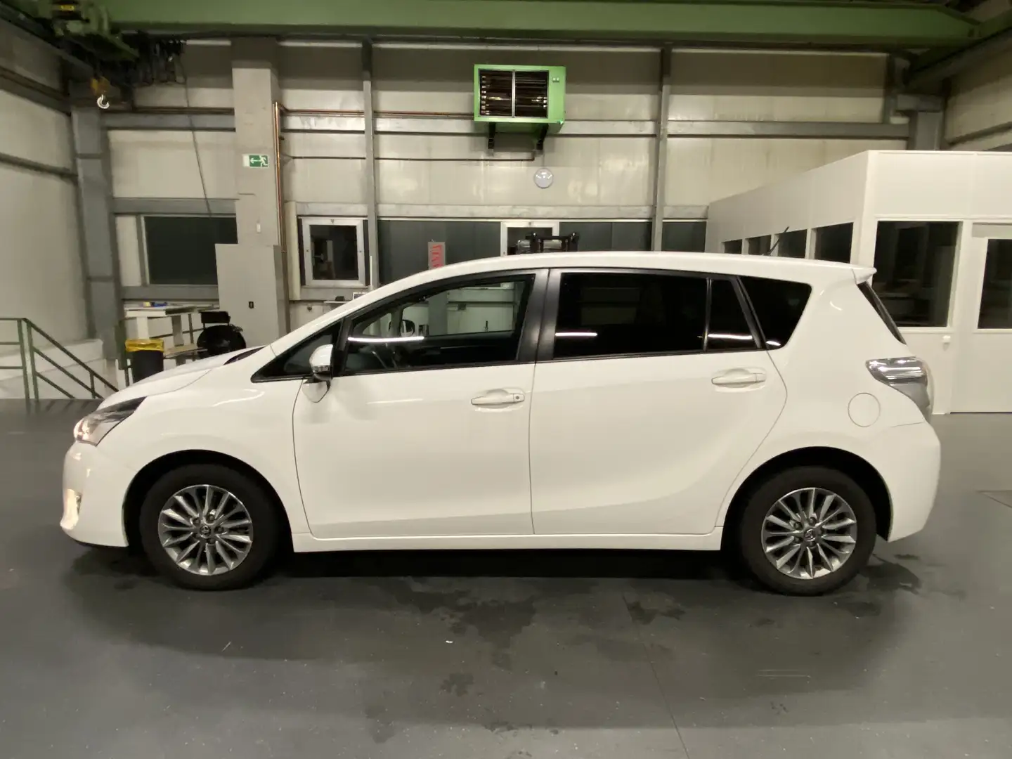 Toyota Verso Edition S Multidrive Van Biały - 2