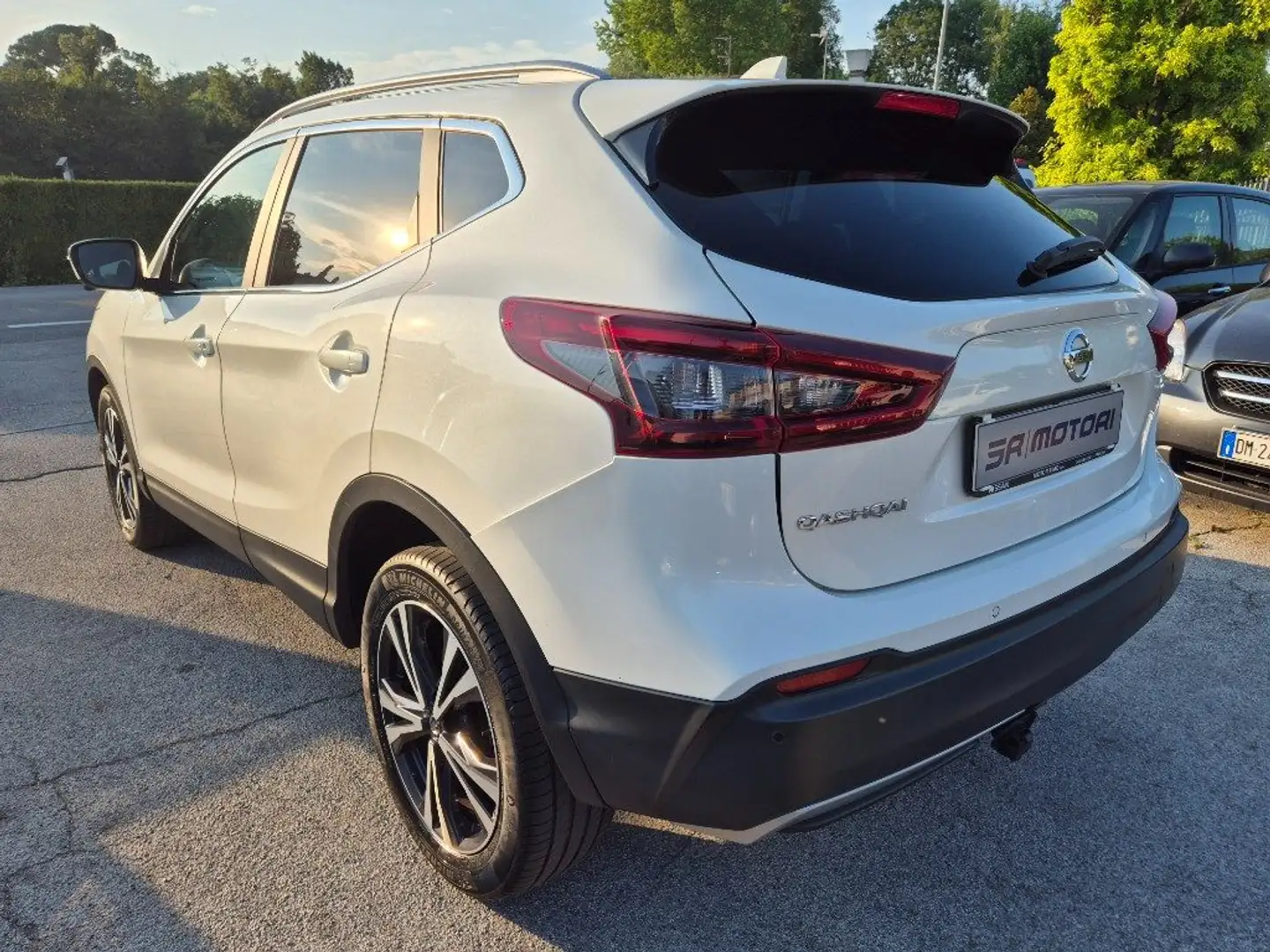 Nissan Qashqai 1.5dCi 115CV DCT N-Connecta GANCIO Wit - 2