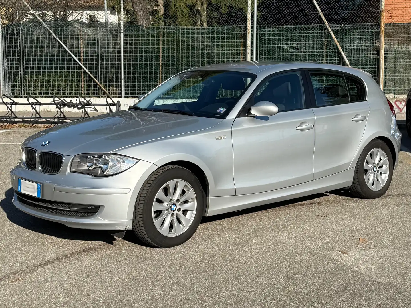 BMW 116 116i 5p Eletta 122cv Argento - 1