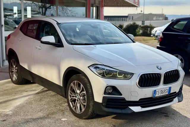 BMW X2 sdrive18d autom 150CV
