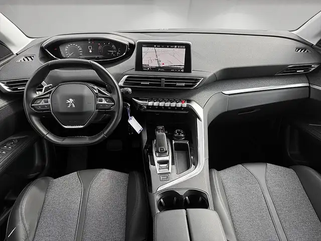 Peugeot 3008 view 9