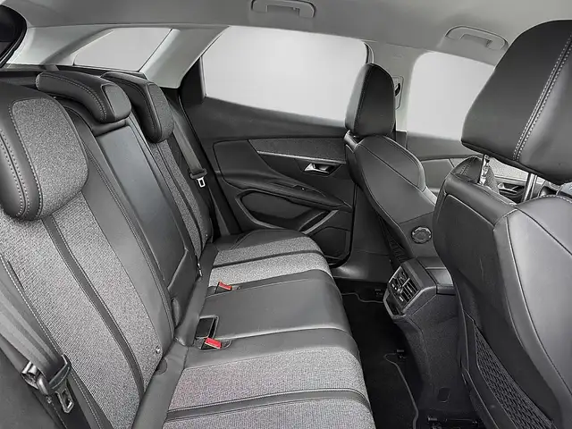 Peugeot 3008 view 12