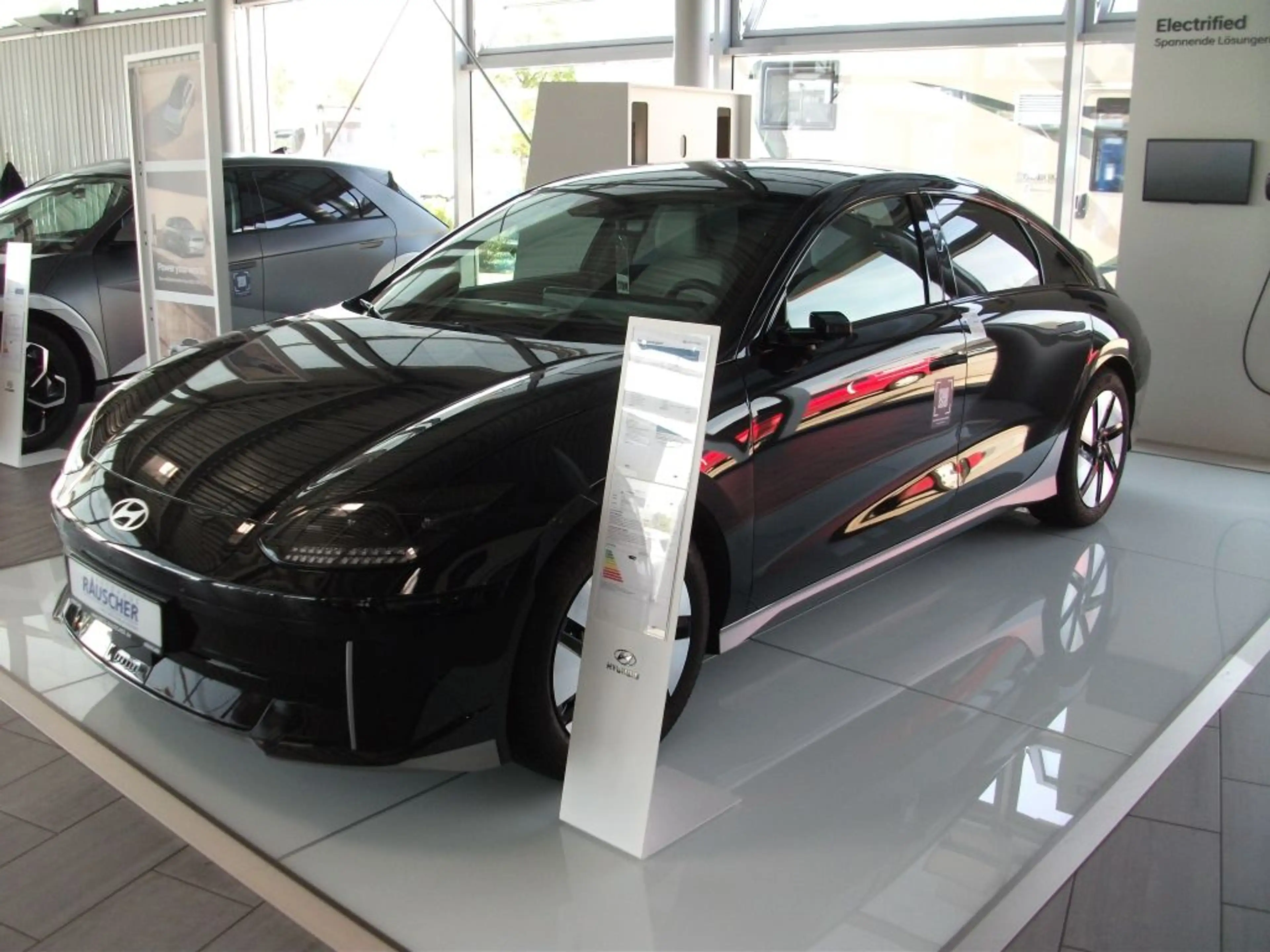 Hyundai IONIQ 6 77,4 kWh UNIQ
