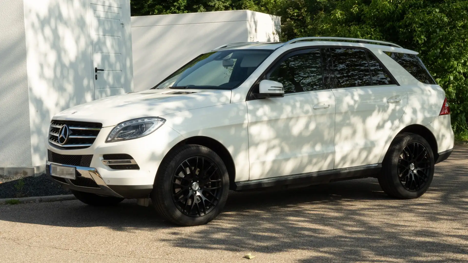 Mercedes-Benz ML 350 ML 350 4MATIC (BlueEFFICIENCY) 7G-TRONIC Weiß - 1