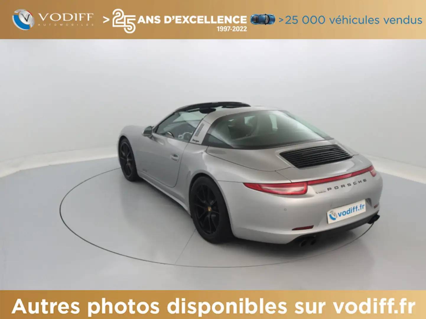 Porsche 991 TARGA 4 GTS 430 CV PDK Silber - 2