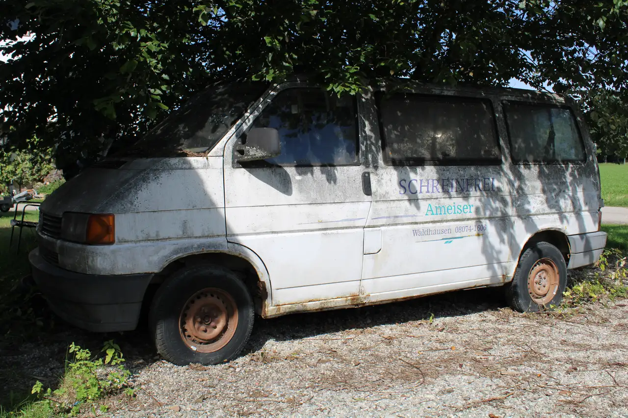 Volkswagen T4 Kombi — photo 1 of 15