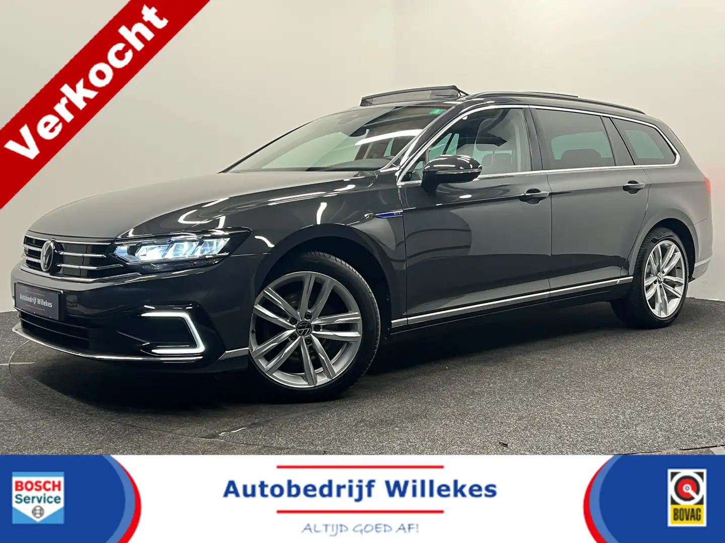Volkswagen Passat Variant 1.4 TSI PHEV GTE Business | PANO | TREKHAAK | NAVI Grijs - 1