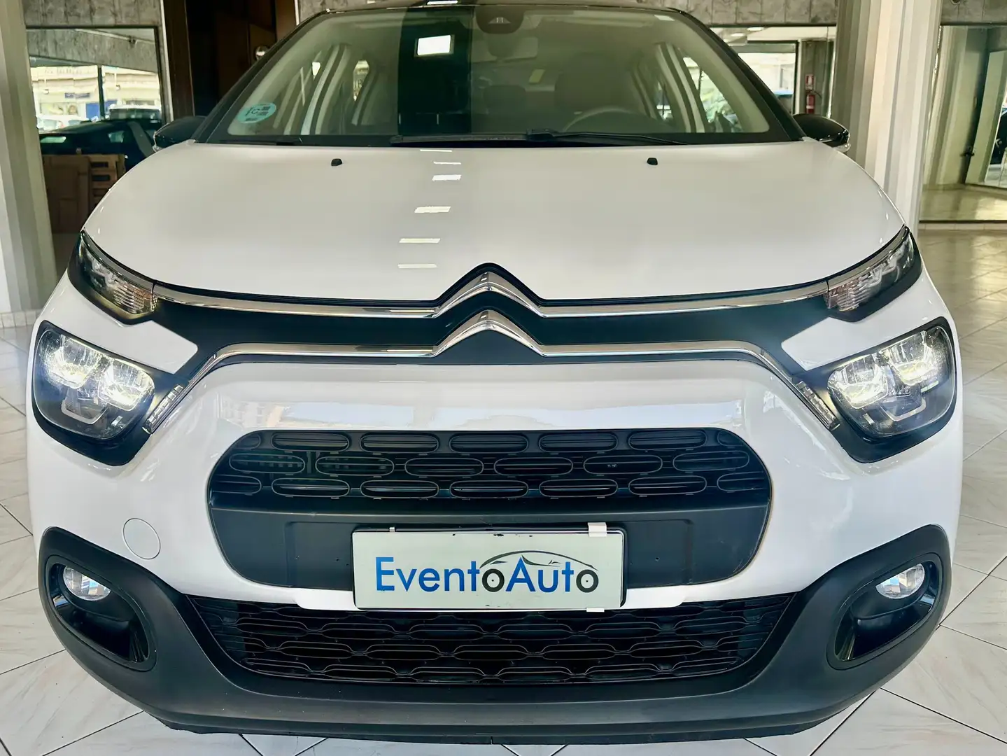 Citroen C3 1.2 puretech Shine s Blanco - 1