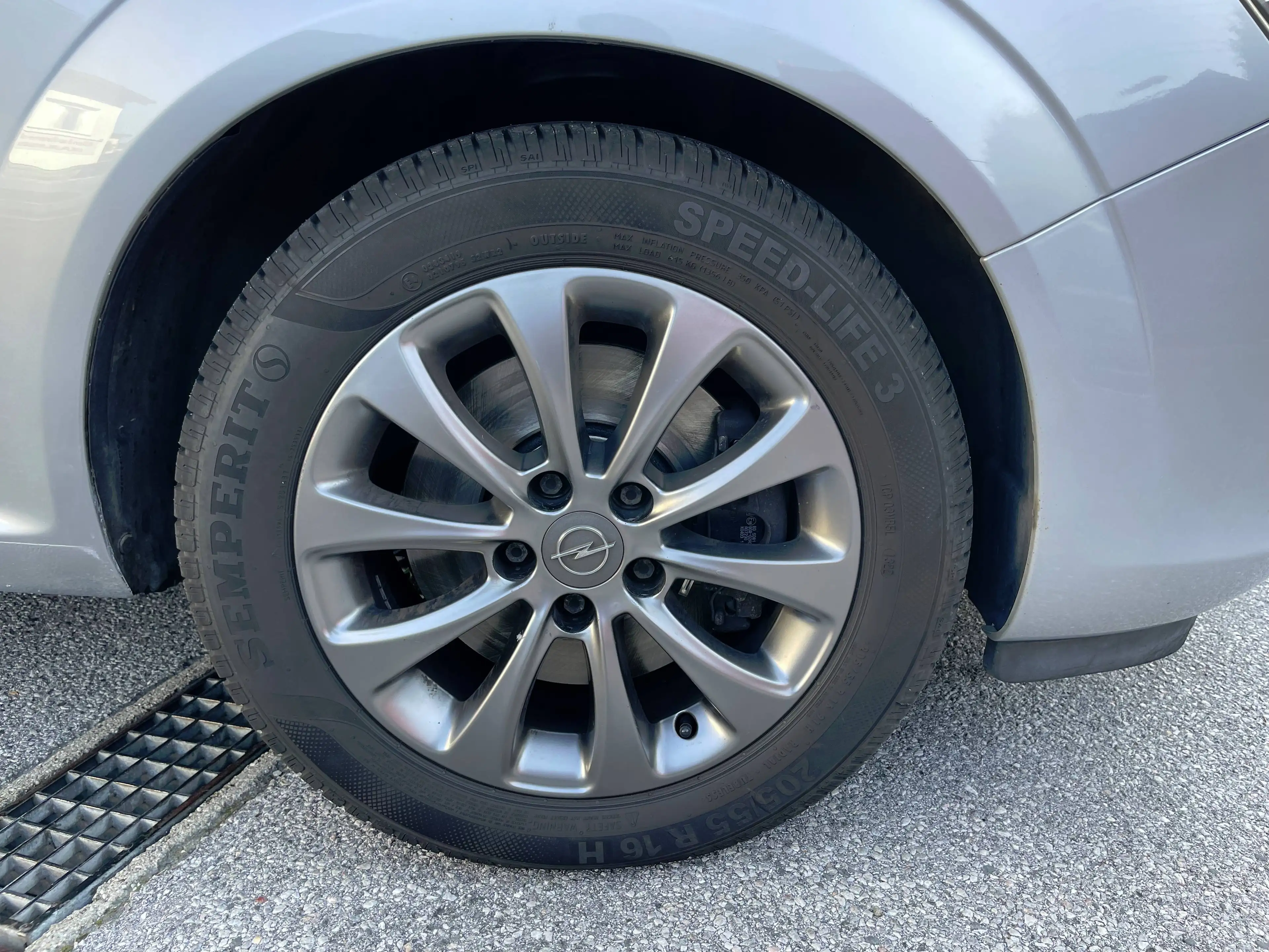 Opel Zafira Design Edition — photo 13