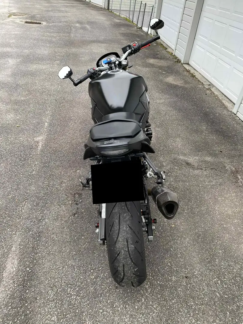 Suzuki GSR 750 Nero - 2