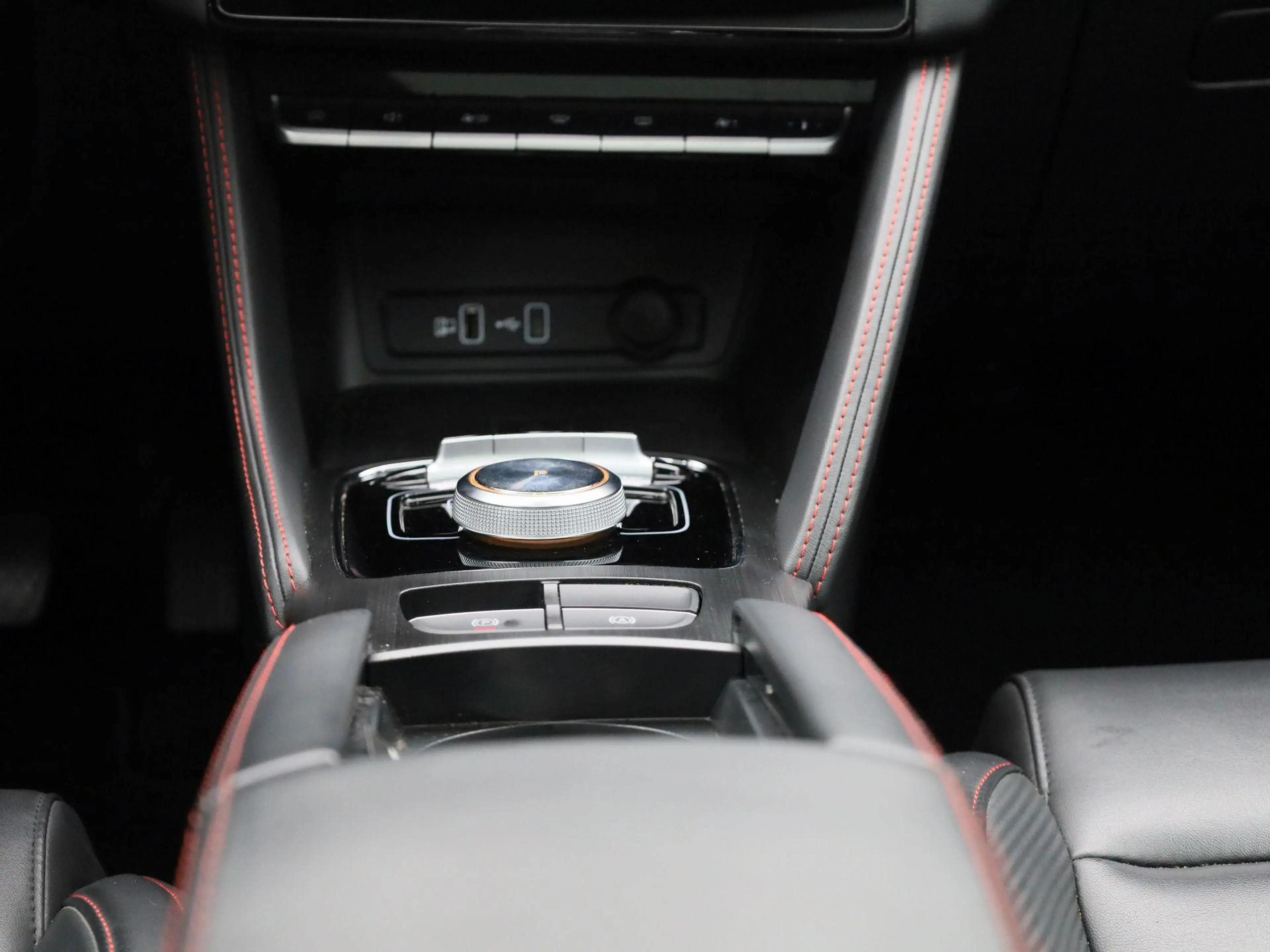 MG ZS MG EV EV Long Range Luxury 70 kWh — photo 10