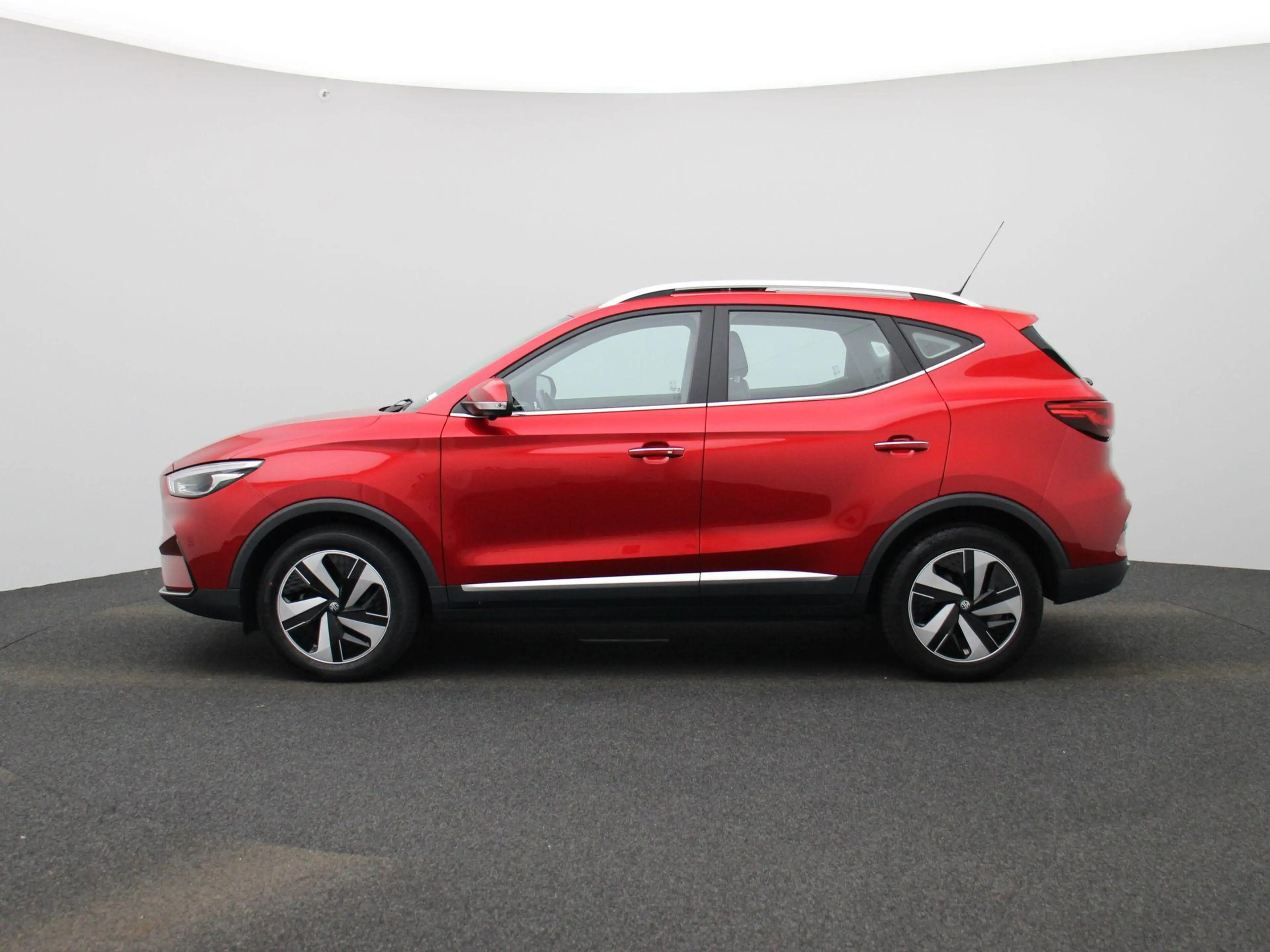 MG ZS MG EV EV Long Range Luxury 70 kWh — photo 4