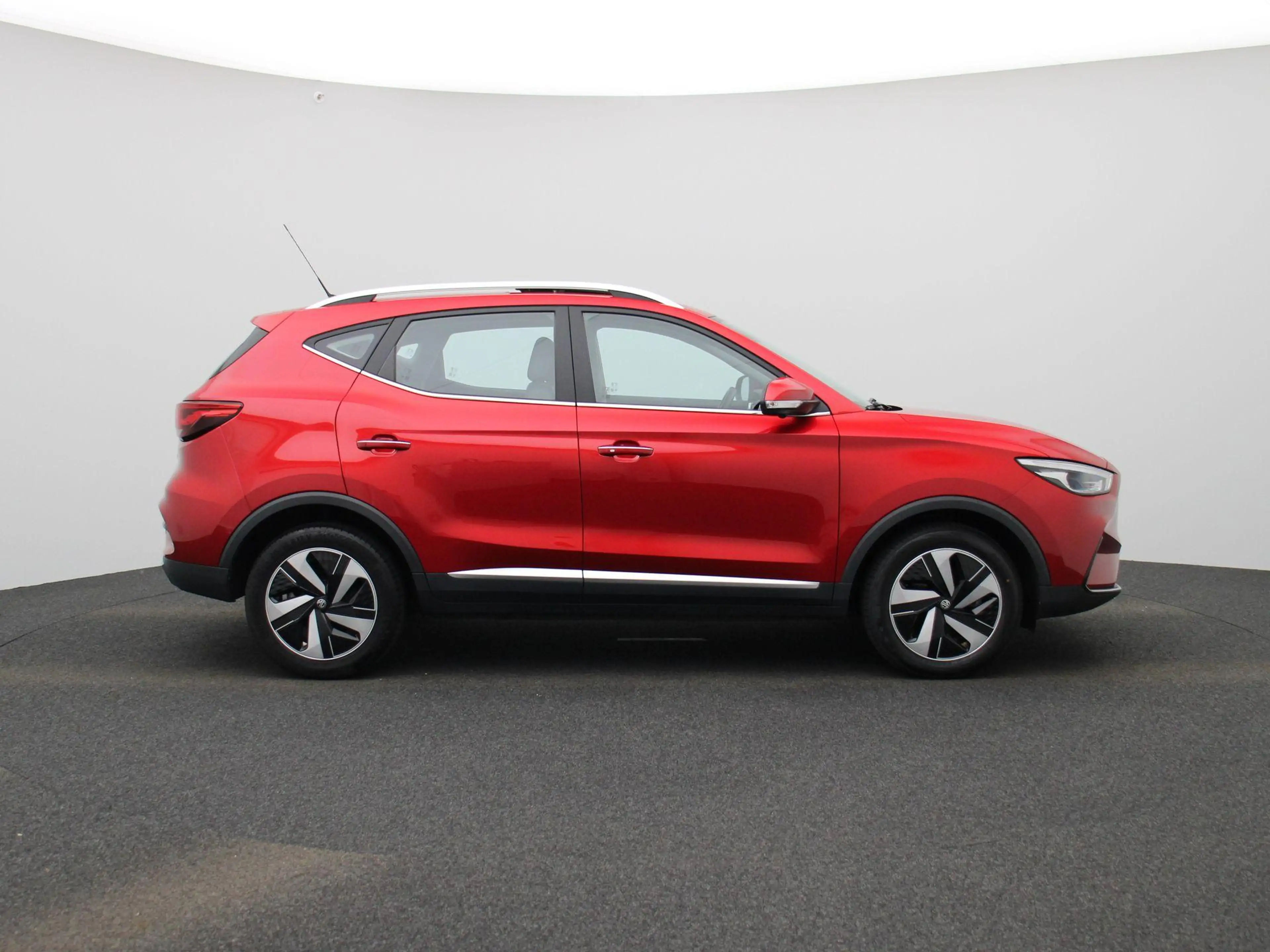 MG ZS MG EV EV Long Range Luxury 70 kWh — photo 6
