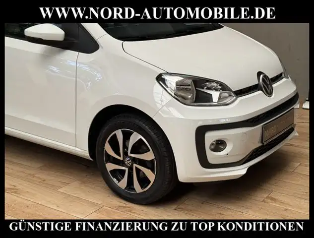 Volkswagen up! view 13
