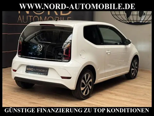 Volkswagen up! view 12