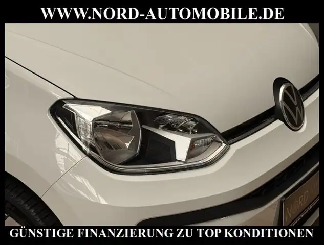 Volkswagen up! view 14
