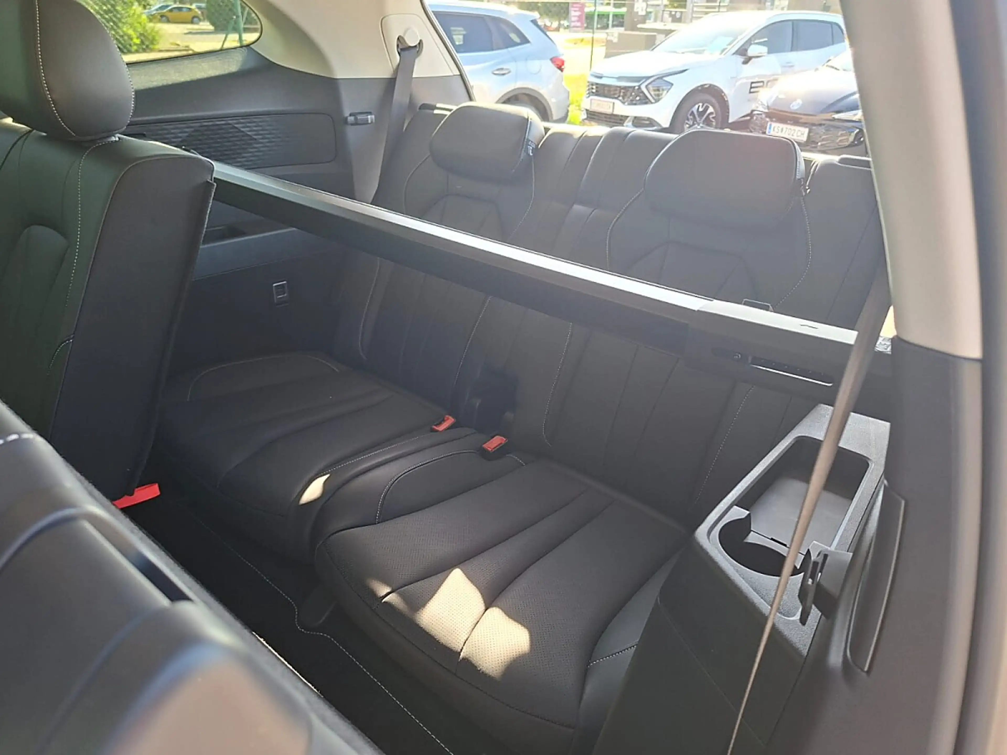 MG MGS9 1,5 PHEV Premium — photo 14