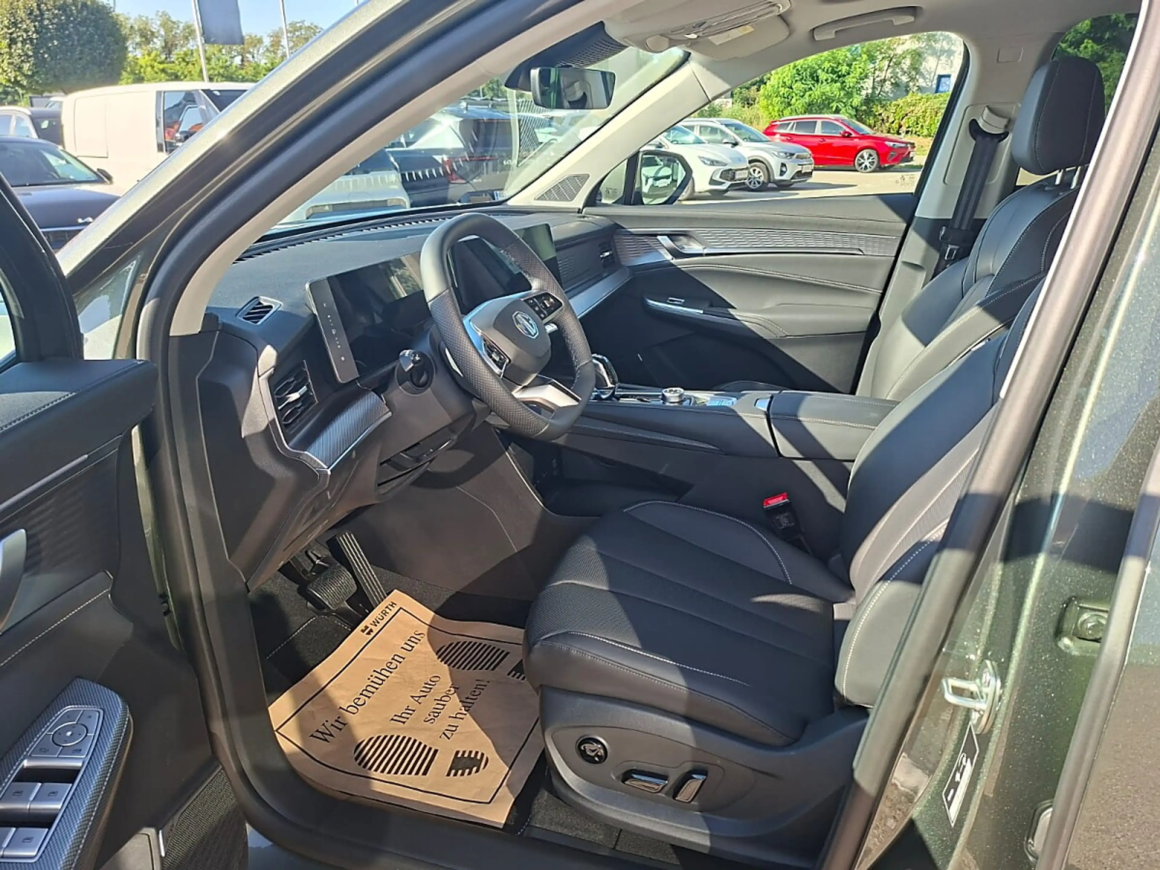 MG MGS9 1,5 PHEV Premium — photo 9