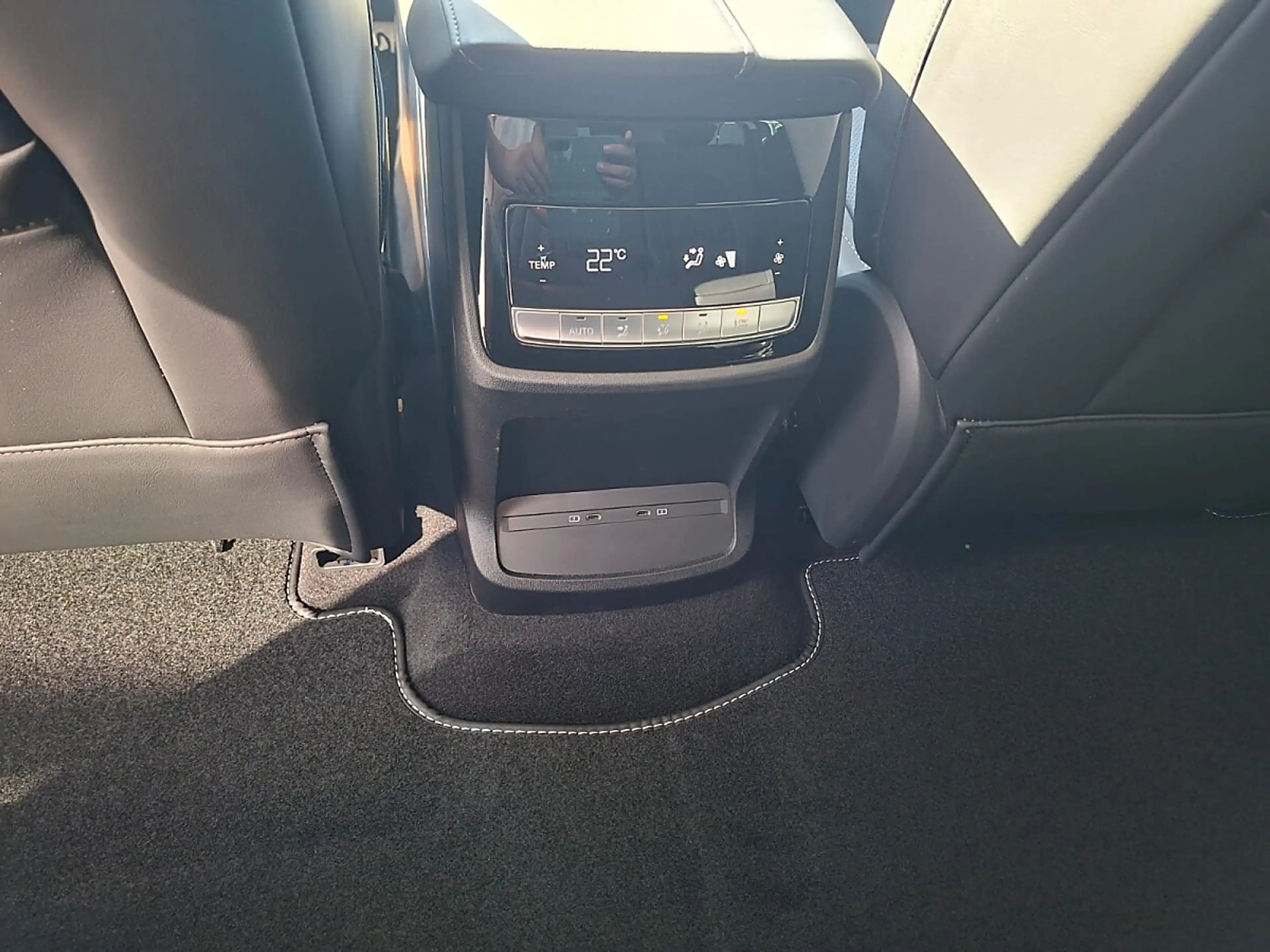 MG MGS9 1,5 PHEV Premium — photo 20