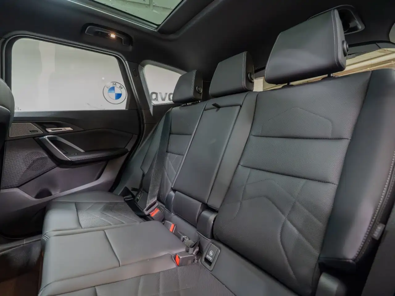 BMW X1 снимка BMW X1