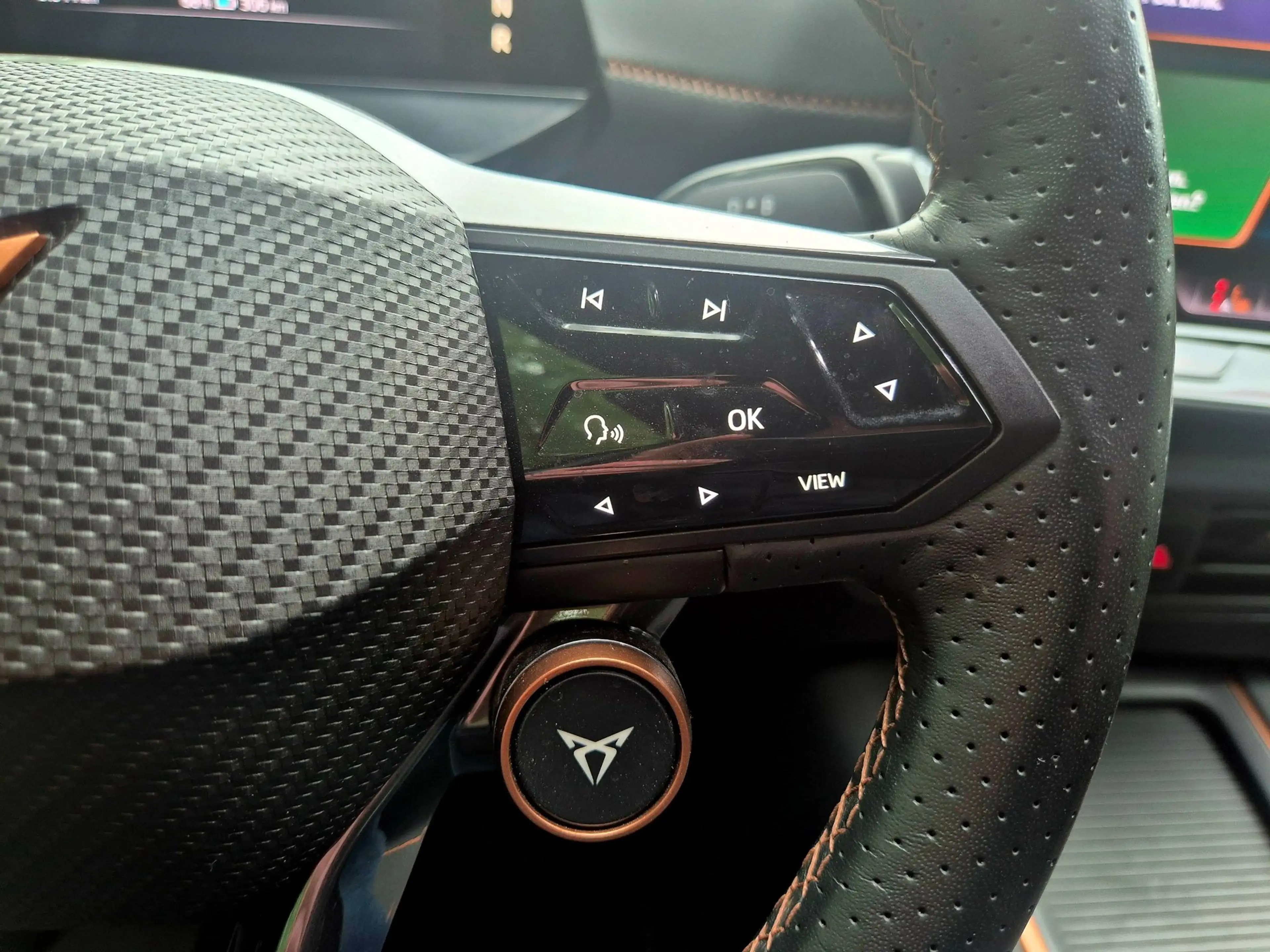 CUPRA Born Essential 63 kWh facelft btw — photo 15