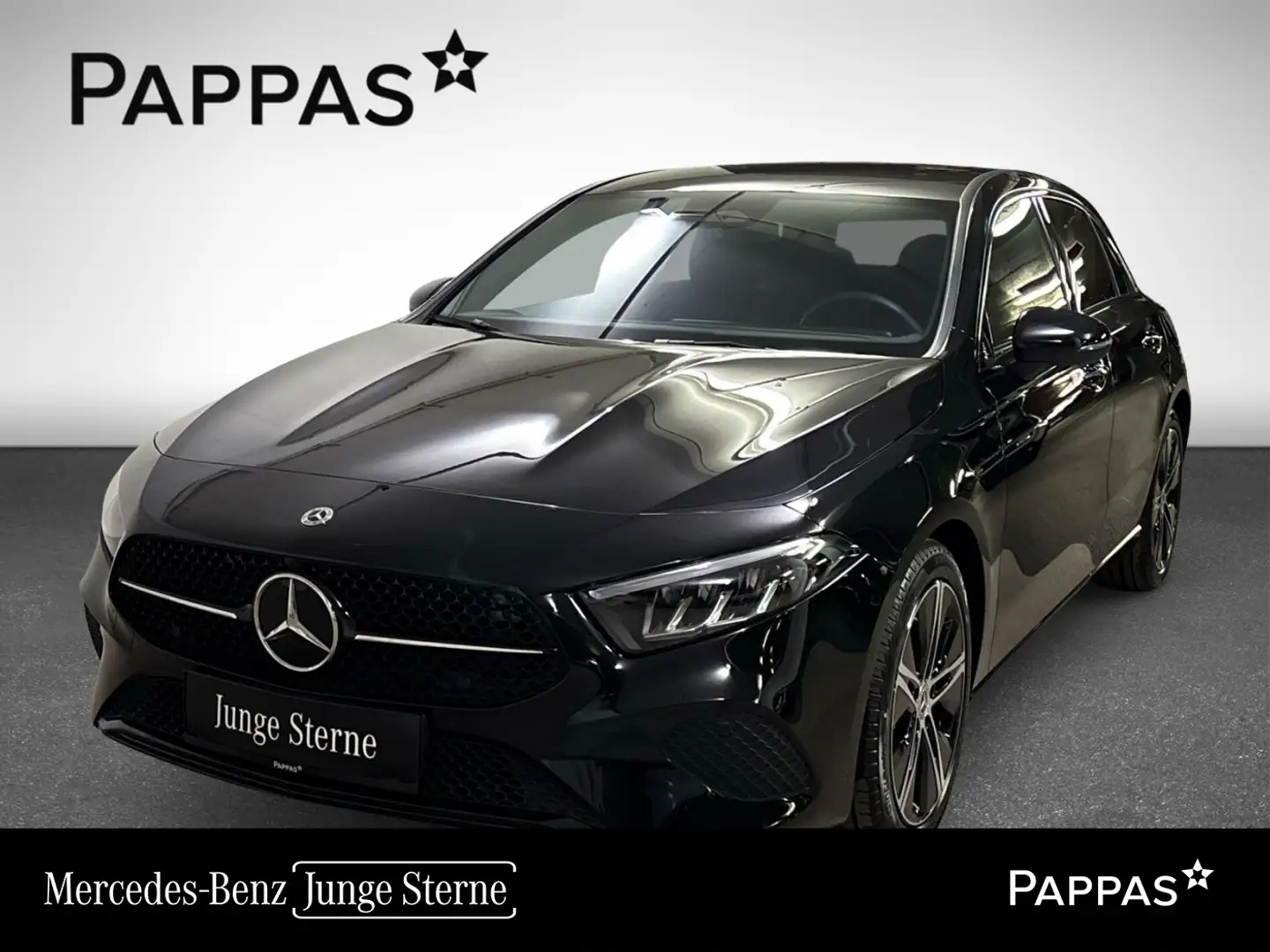 Mercedes-Benz A 180 Kompaktlimousine Wide LED Cam Navi PTS SHZ Zwart - 1