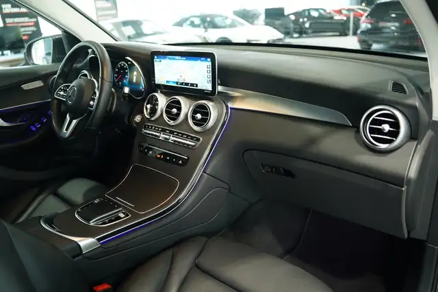 Mercedes-Benz GLC 200 view 15