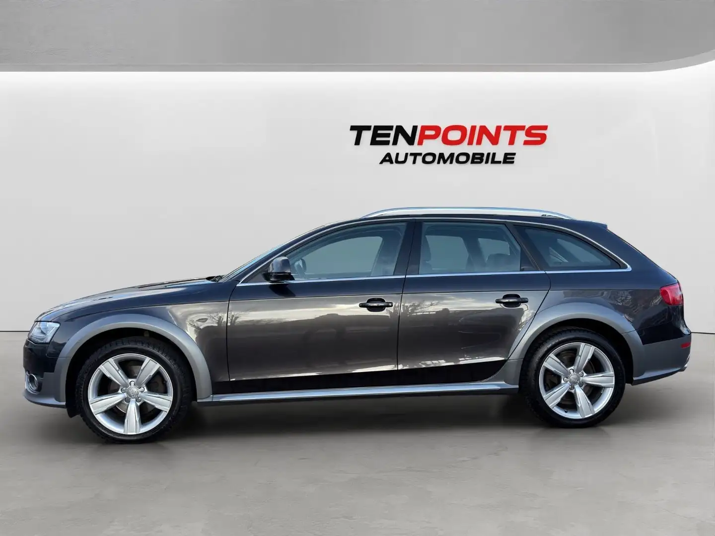 Audi A4 allroad 2.0 TDI AHK+STDHZG+PANO+CAM+XENON Grau - 2