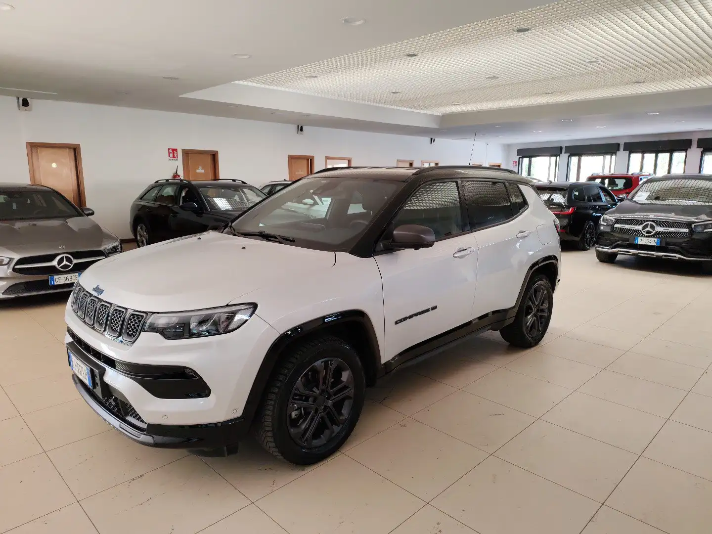 Jeep Compass 1.3 Turbo T4 190cv PHEV AT6 4xe AUTOCARRO BLIS 18” Grigio - 1