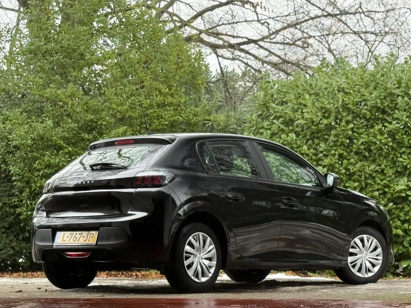 Peugeot 208 1.2 PureTech Like / Orig.NL / NAP Schwarz - 2