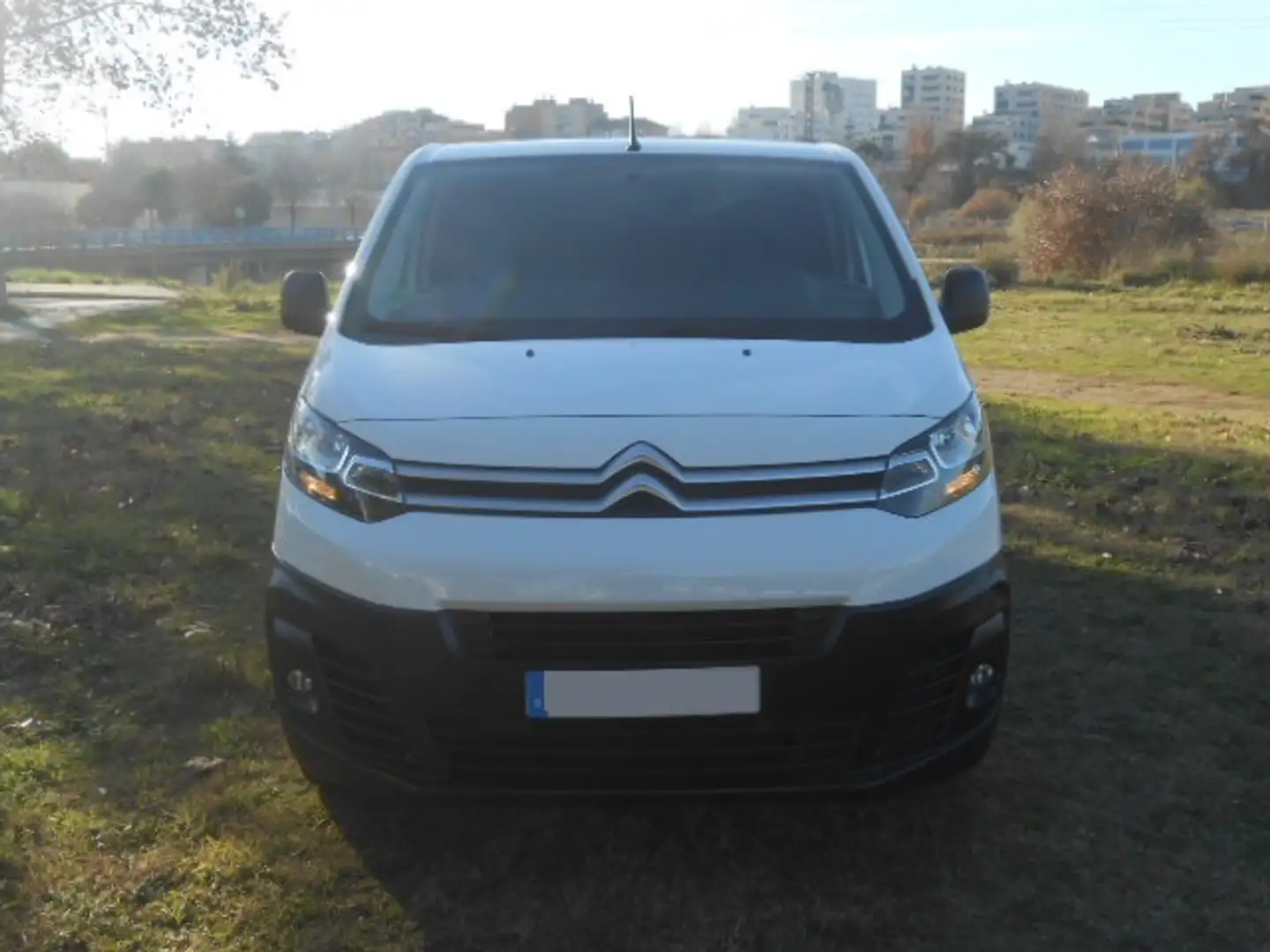 Citroen Jumpy Fg. BlueHDI Talla M Confort 115 S&S Bianco - 2