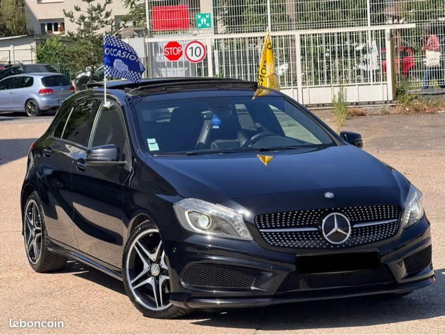 Mercedes-Benz A 200 Mercedes A200 Pack Amg année 09-2015 Garantie 3 Mo Noir - 2