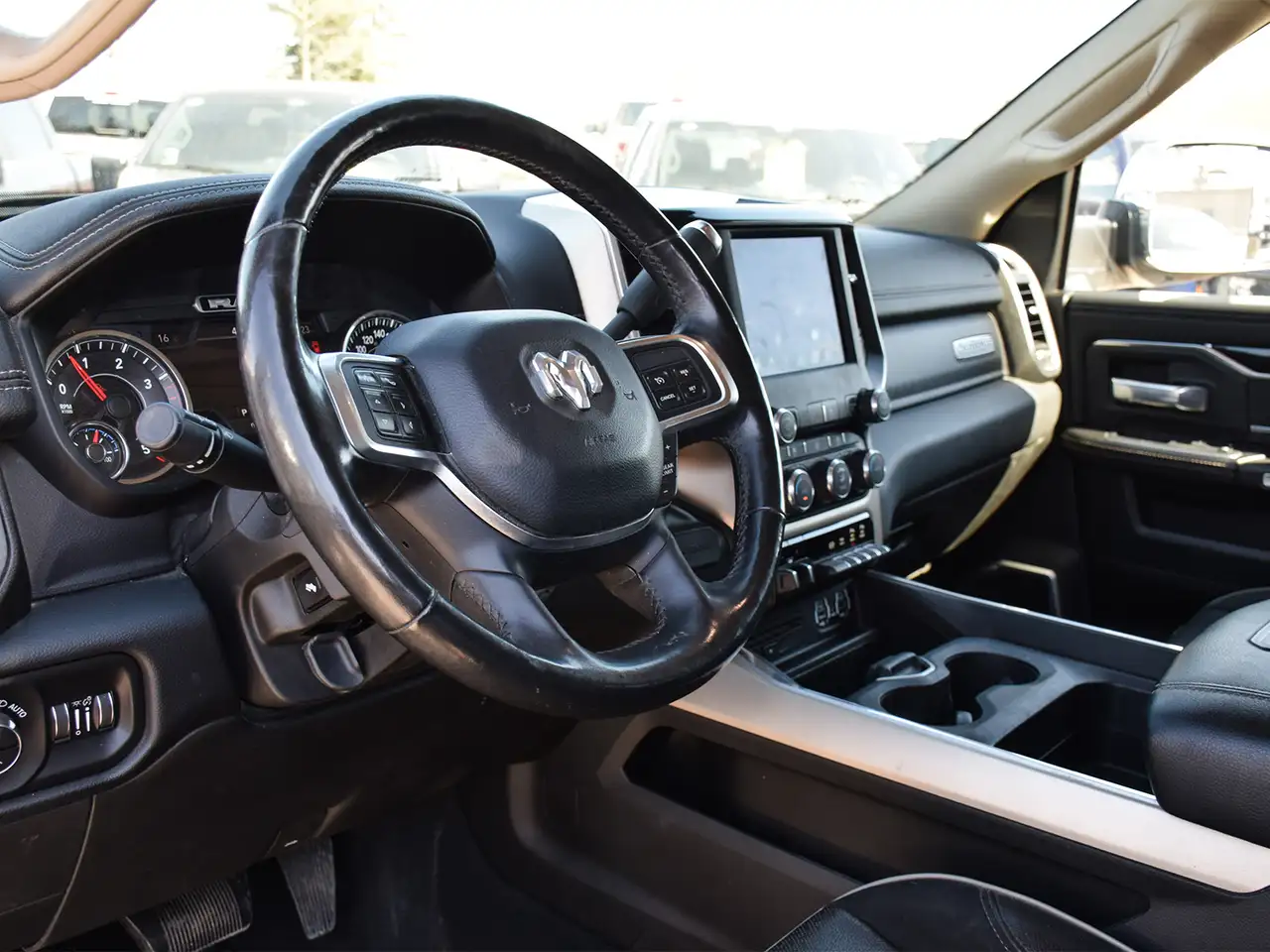 RAM 3500 снимка RAM 3500