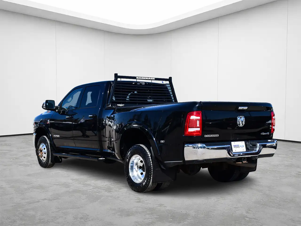 RAM 3500 снимка RAM 3500