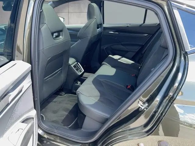 Skoda Enyaq view 12